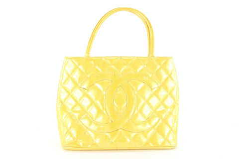 Chanel Yellow Quilted Patent Zip Tote Bag 1CK1108