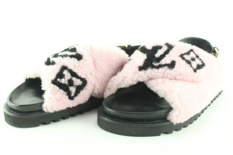 Louis Vuitton Size 39 Monogram Pink Shearling Paseo Sandals 3LV419C