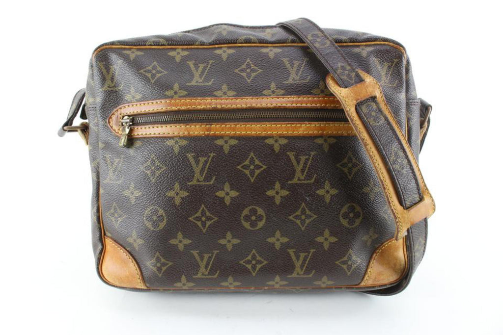 Louis Vuitton Rare Monogram Potomac Shoulder Bag 87lk711s