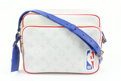 Louis Vuitton LV x NBA White Monogram Antartica Nile Messenger Bag 93lz425s